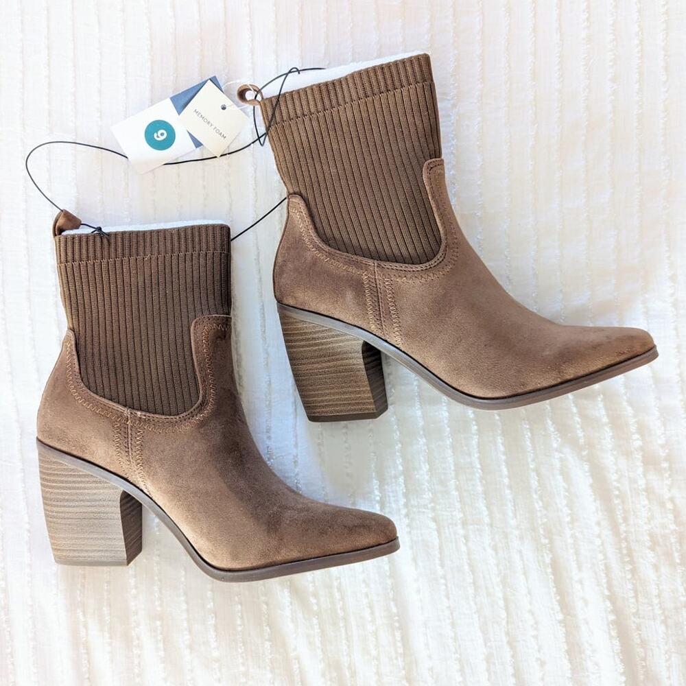 NWT Universal Thread Kinley Cognac Boots